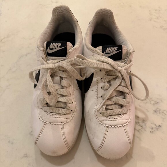 Nike Cortez White/Navy Size W7.5/Fit like W7 - Picture 5 of 7